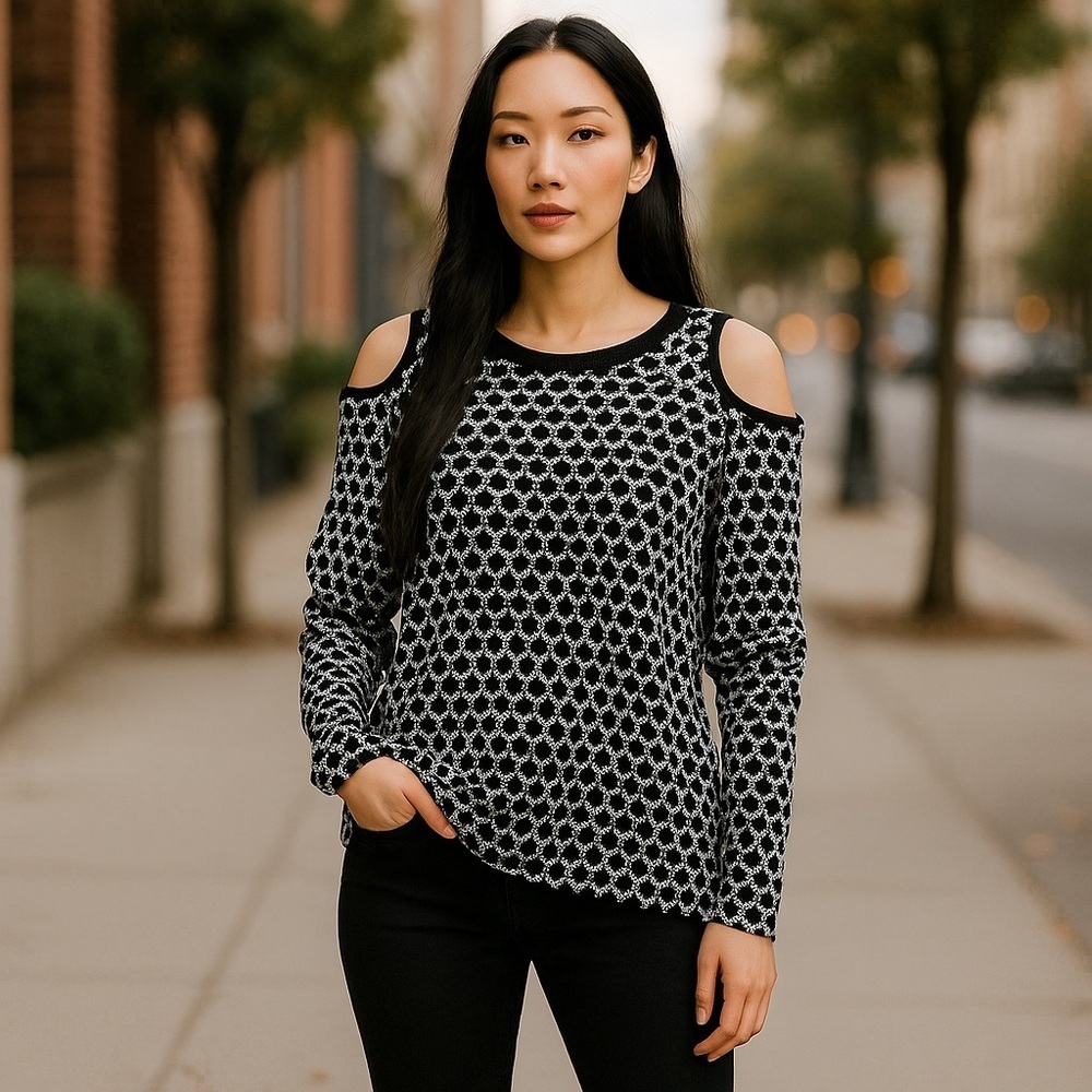 High Low Cold Shoulder Polka Dot Top
New